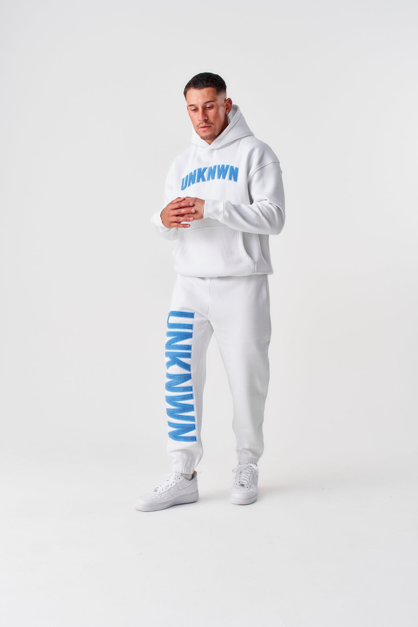 STATEMENT HOODIE- WHITE