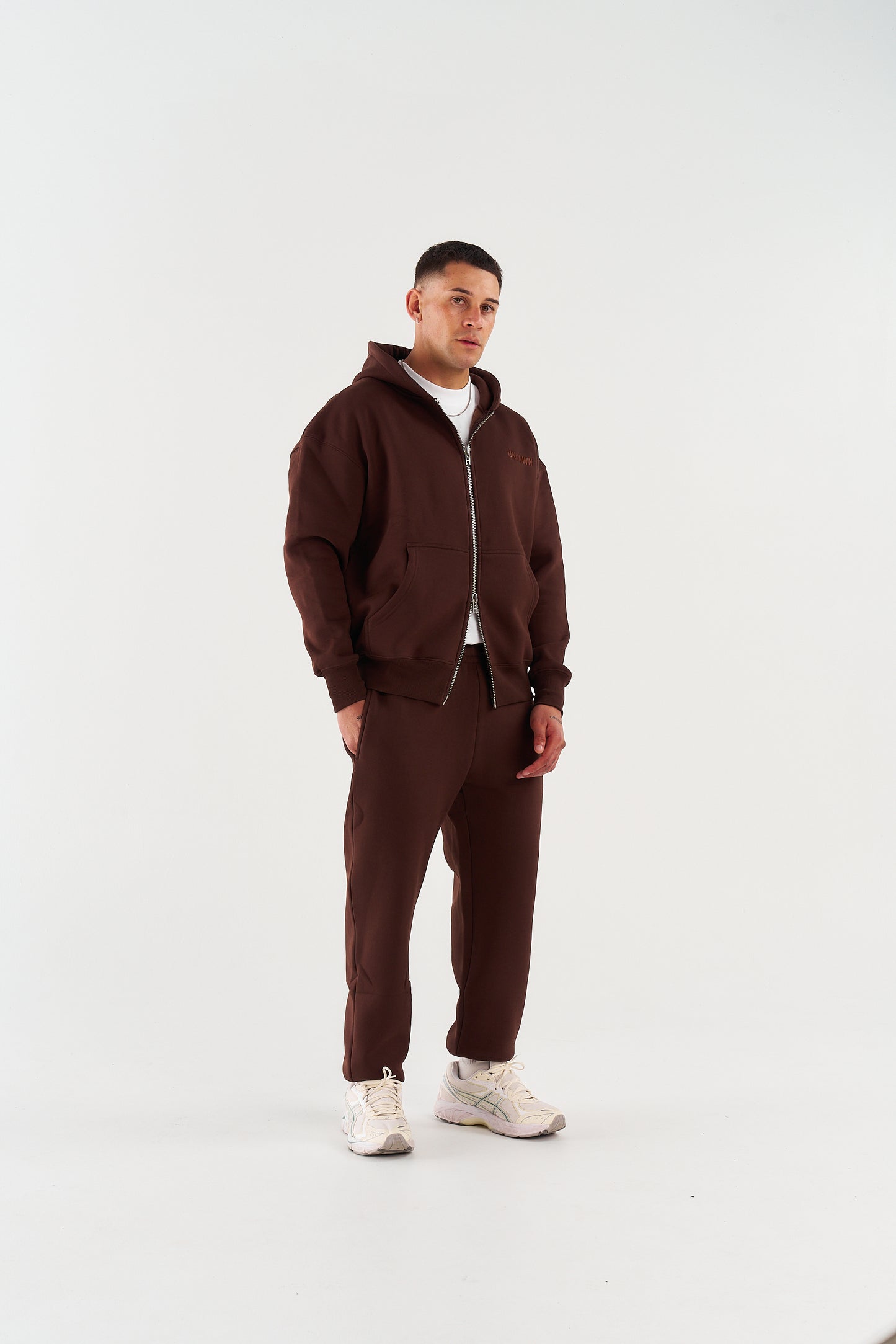 CLASSIC ZIP UP JACKETS - BROWN