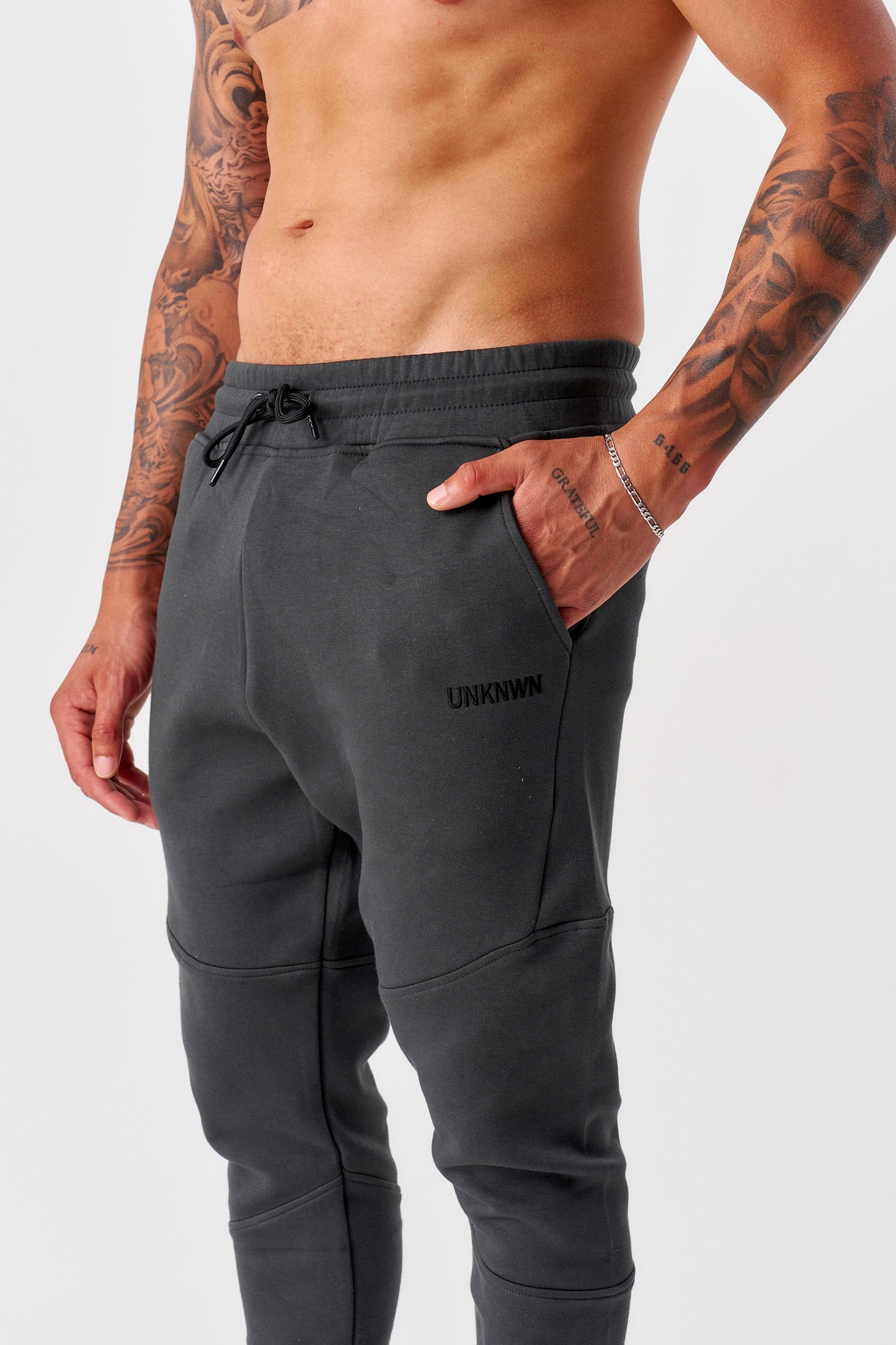 PRO TECH JOGGERS - CHARCOAL