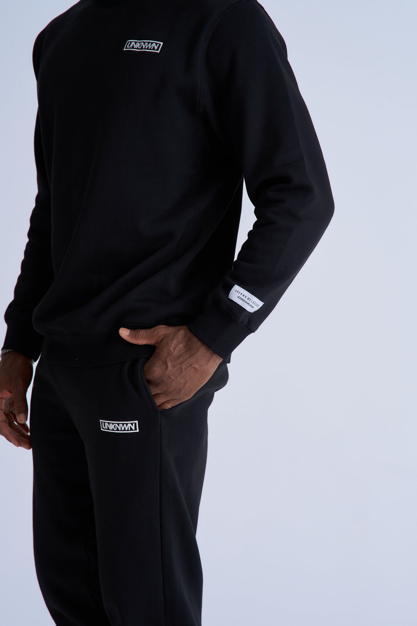 BOX LOGO CREWNECK - BLACK