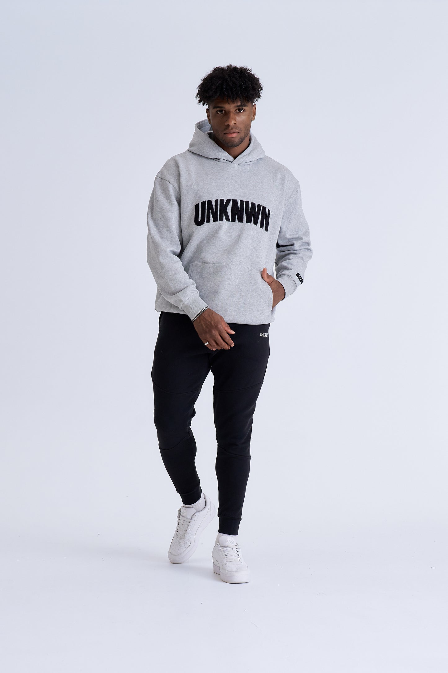 DRE APPLIQUÉ HOODIE - GREY