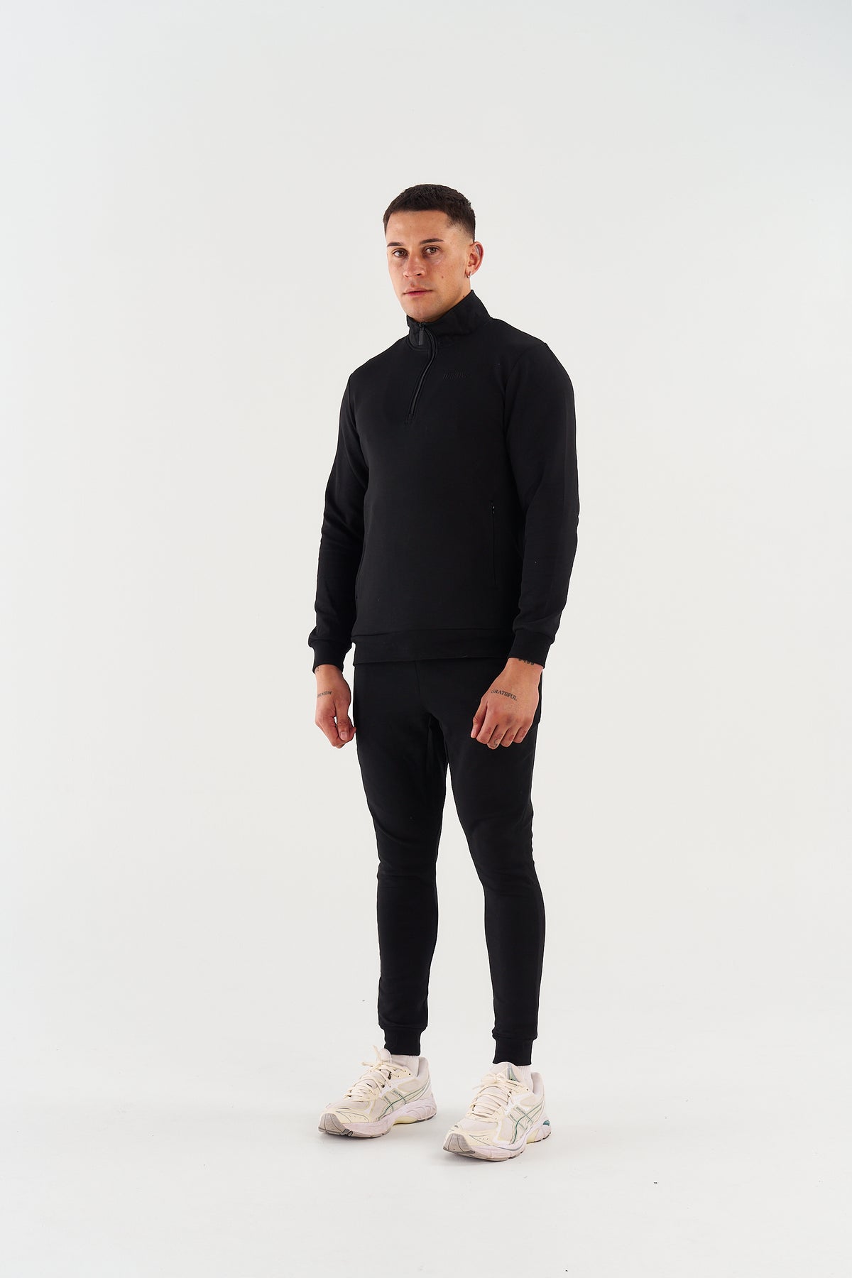 PRIME LITE 1/4 ZIP - BLACK