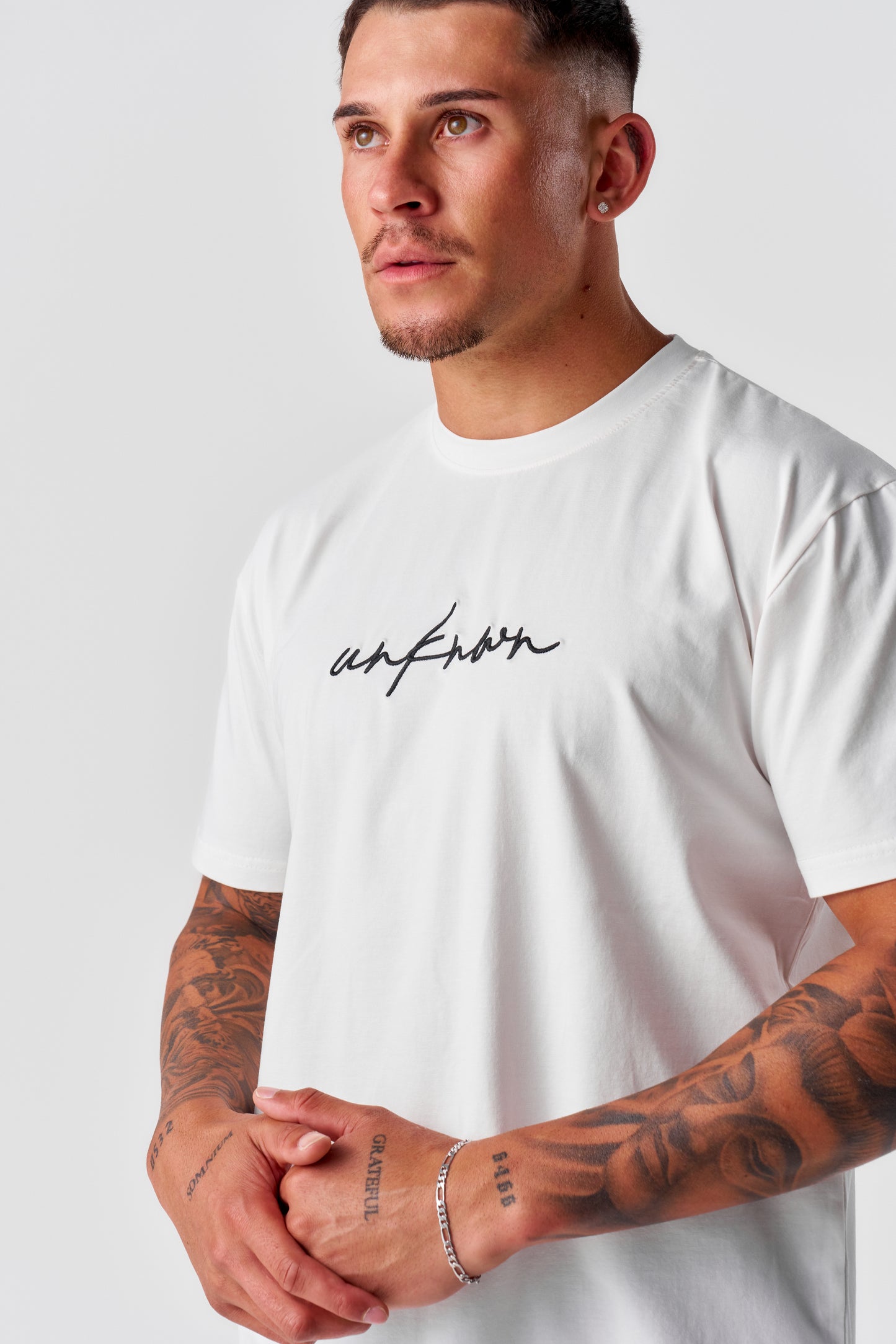 FITTED TEE - WHITE