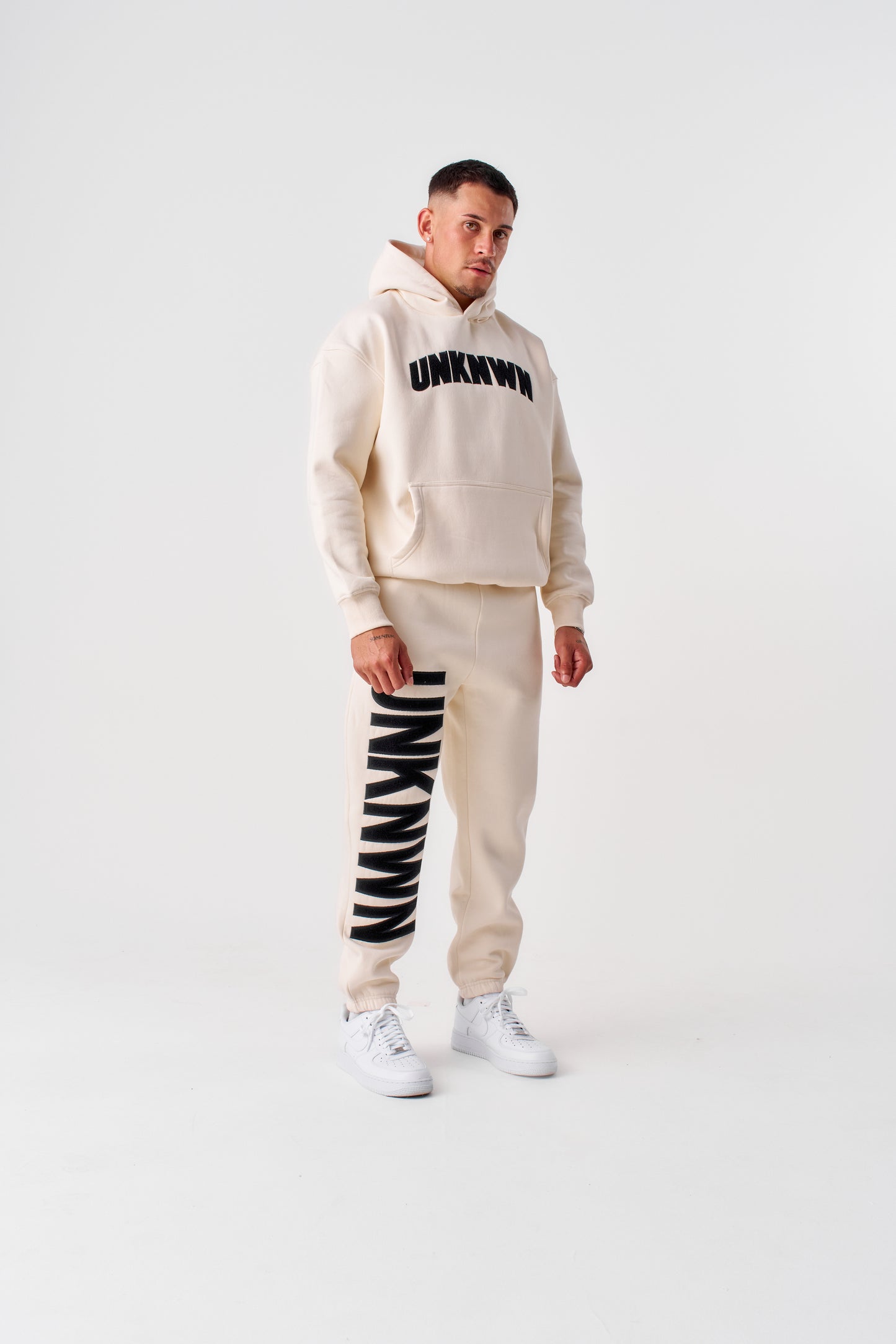STATEMENT HOODIE - VANILLA