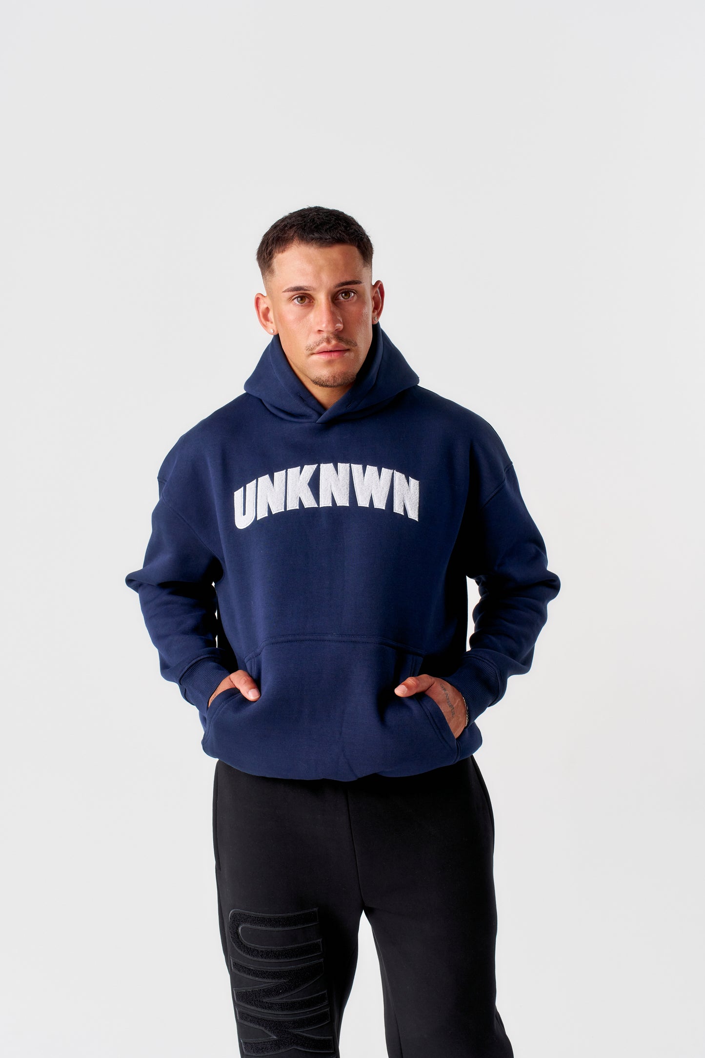 STATEMENT HOODIE - NAVY