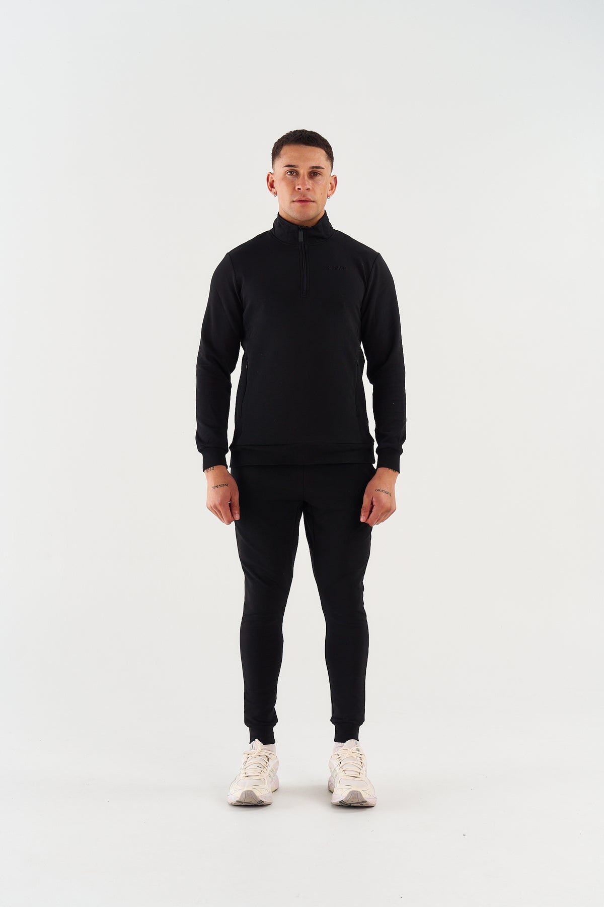 PRIME LITE 1/4 ZIP - BLACK