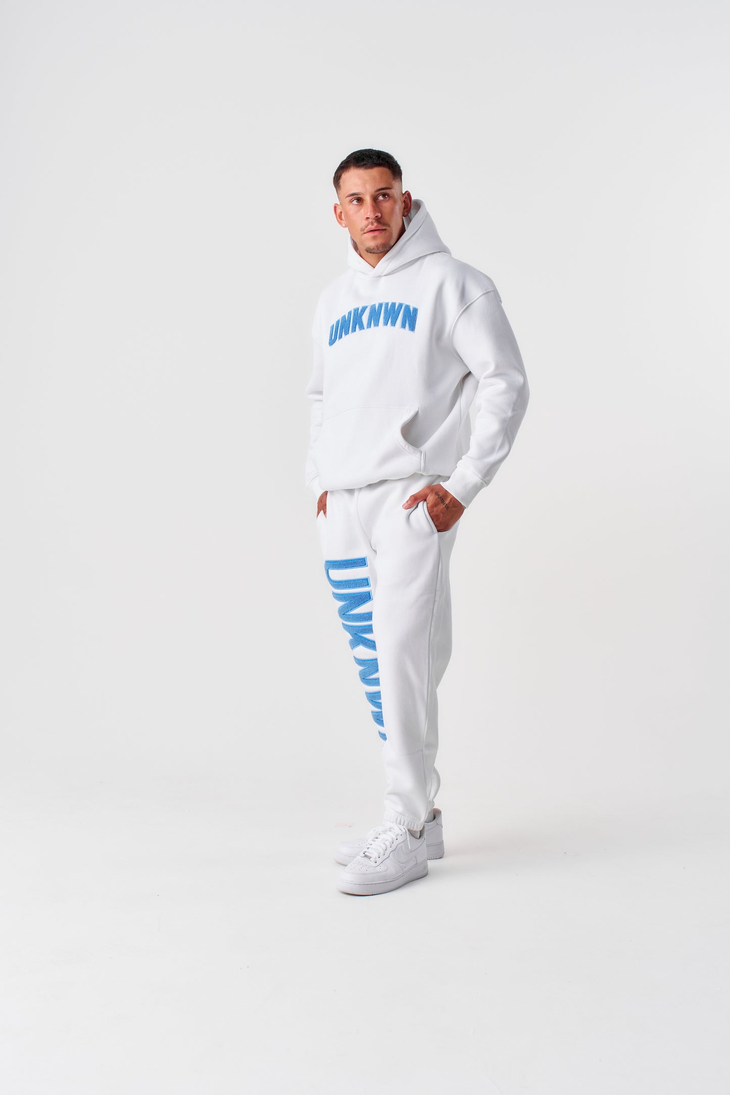 STATEMENT HOODIE- WHITE