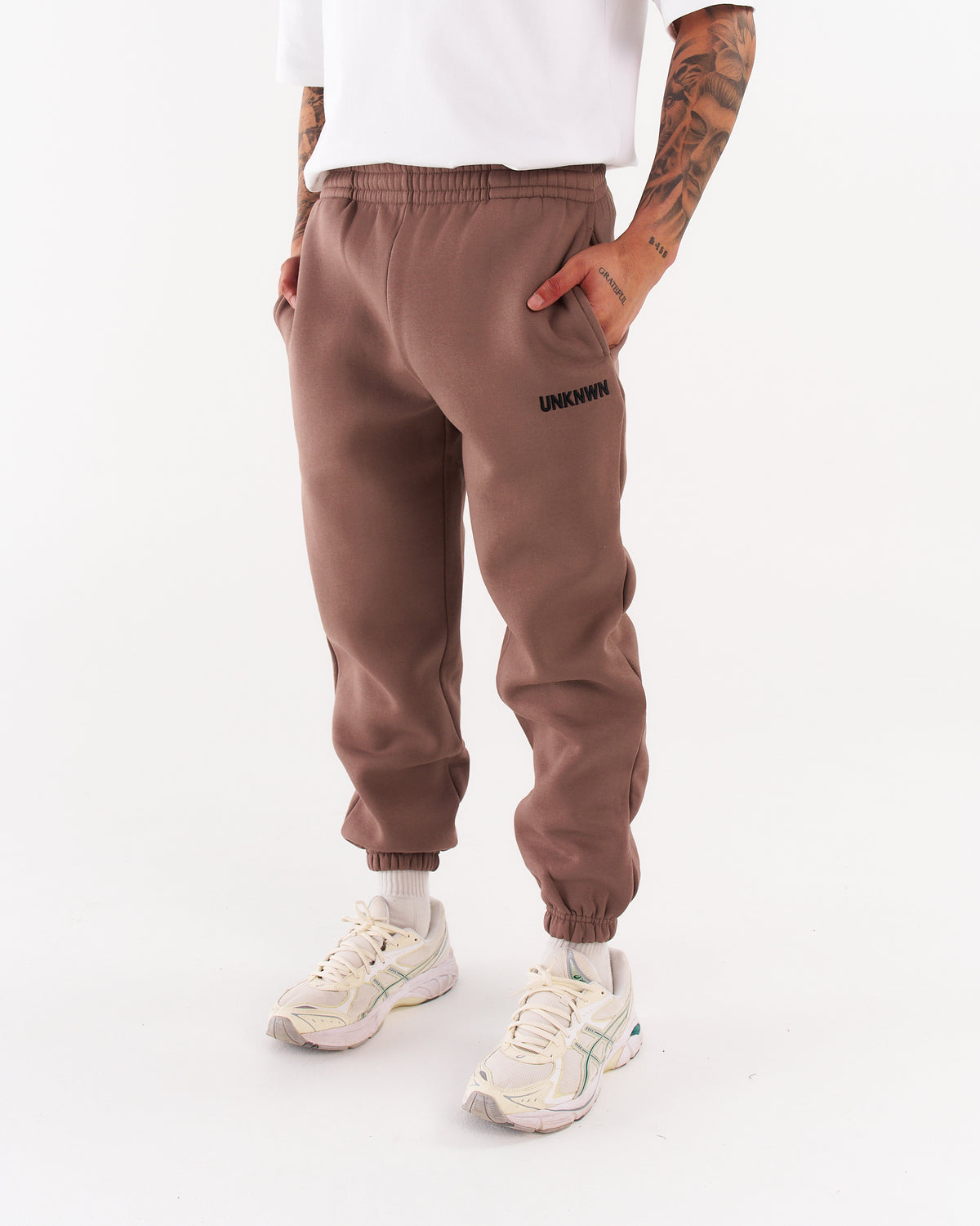 CLASSIC JOGGERS - LIGHT BROWN