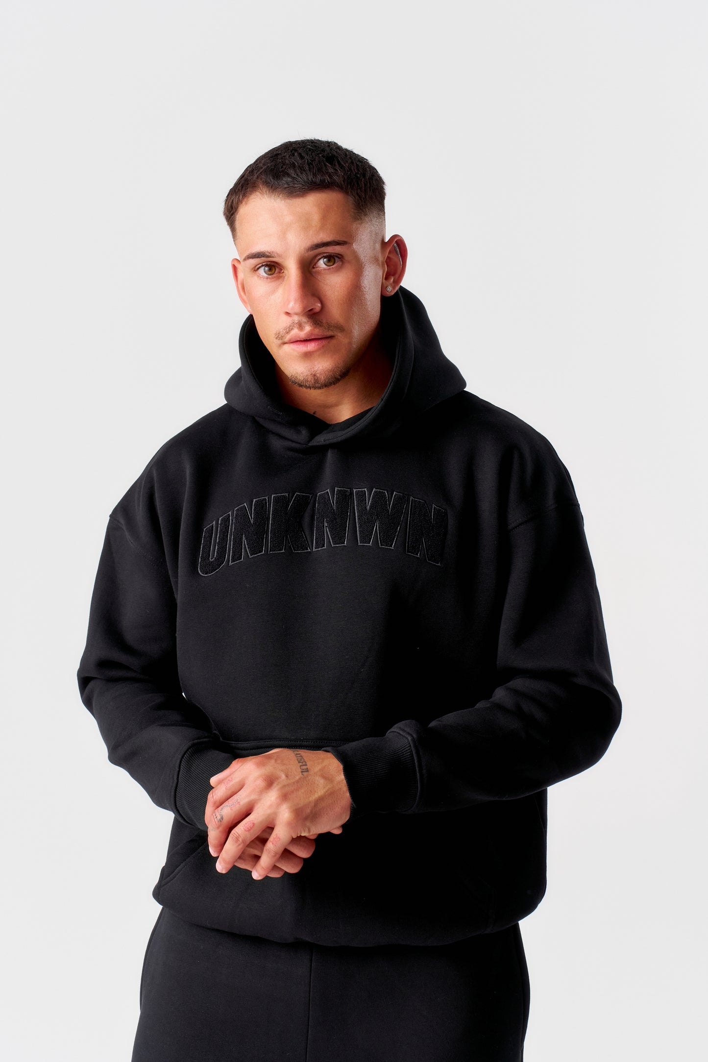 STATEMENT HOODIE- BLACK