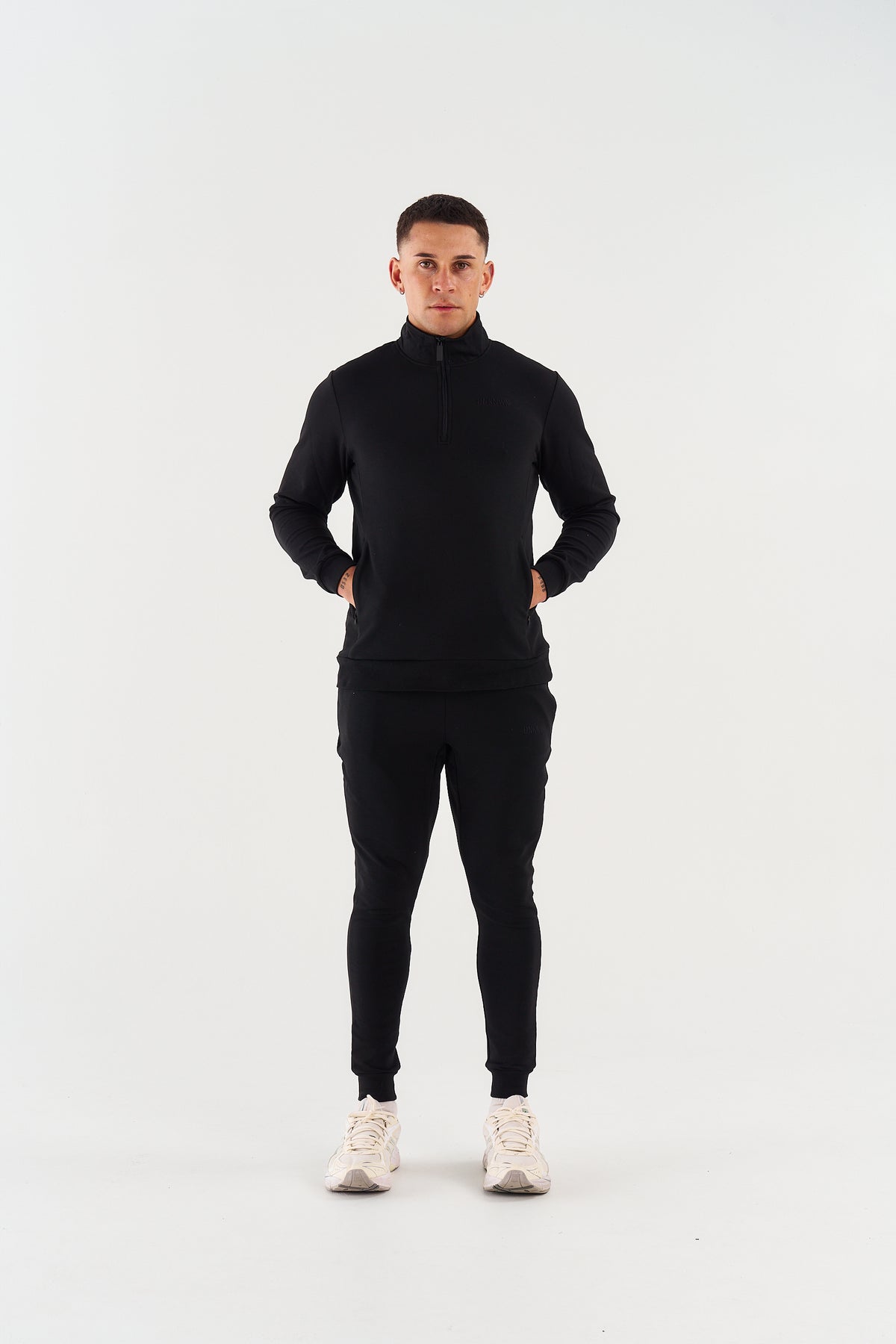 PRIME LITE 1/4 ZIP - BLACK