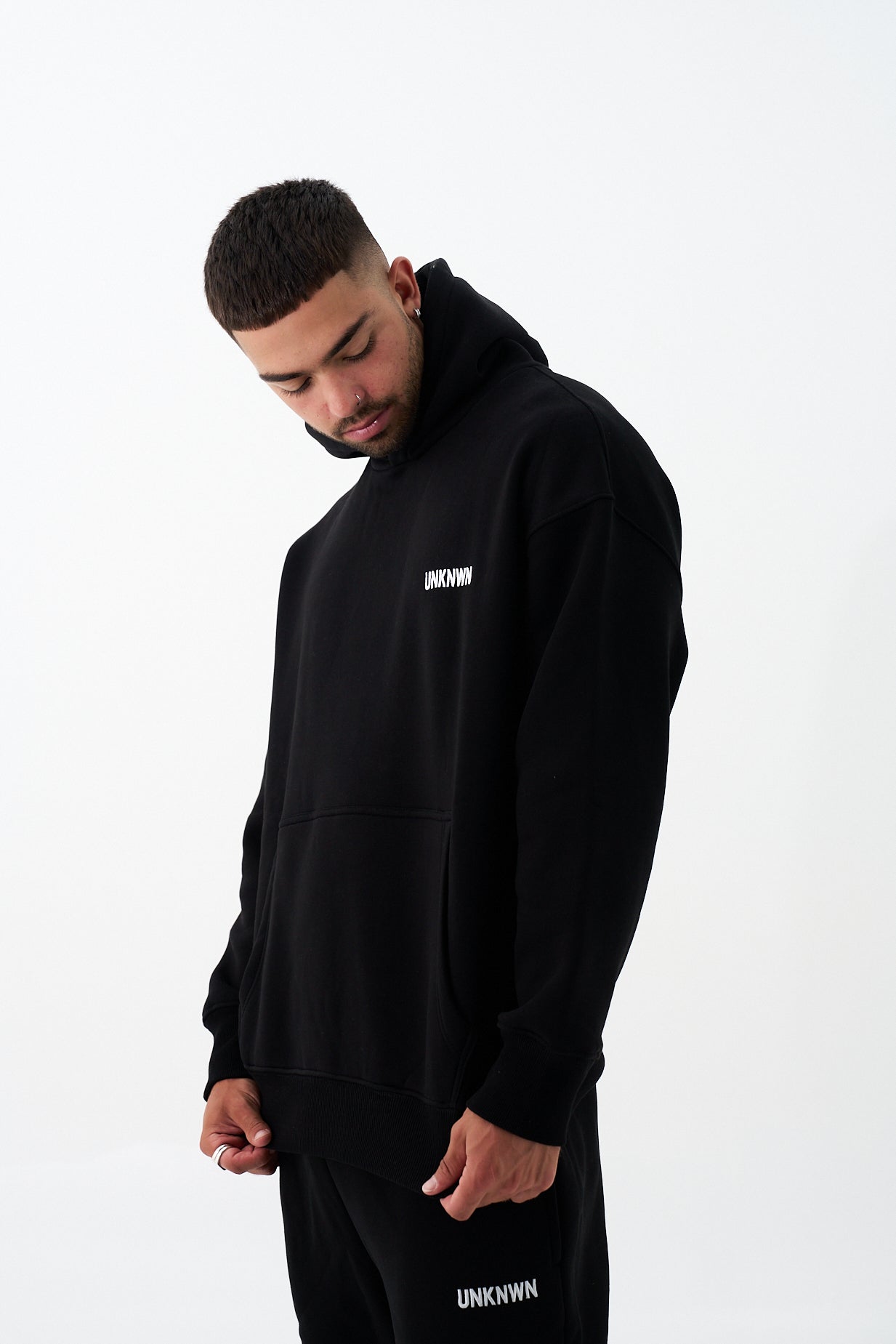 UNKNWN OVERSIZE HEAVY HOODIE- BLACK