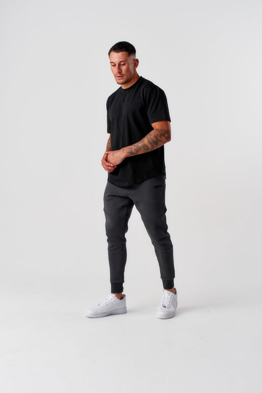 FITTED TEE - BLACK