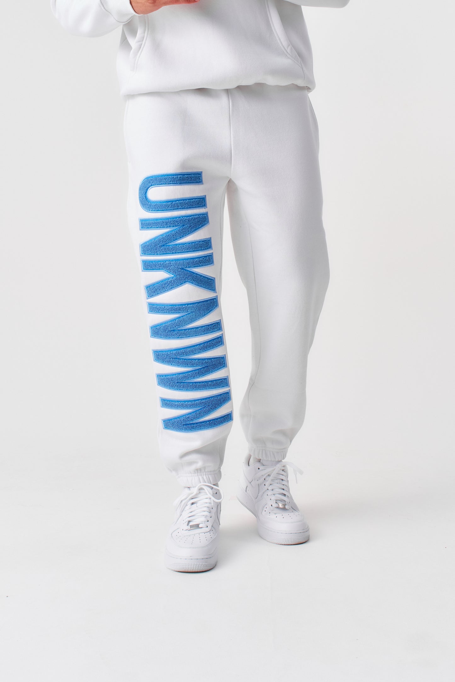 STATEMENT JOGGERS - WHITE
