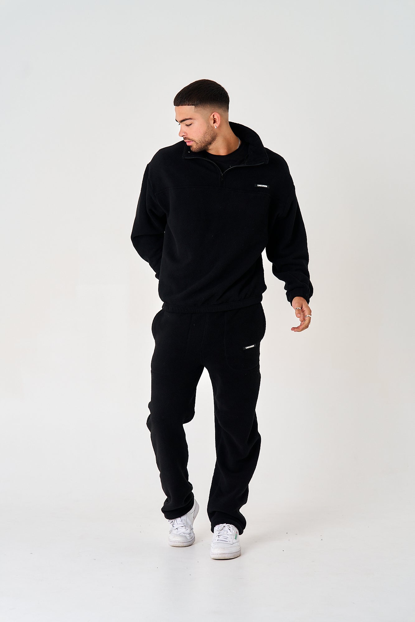 UNKNWN Sherpa Quater Zip - Midnight Black