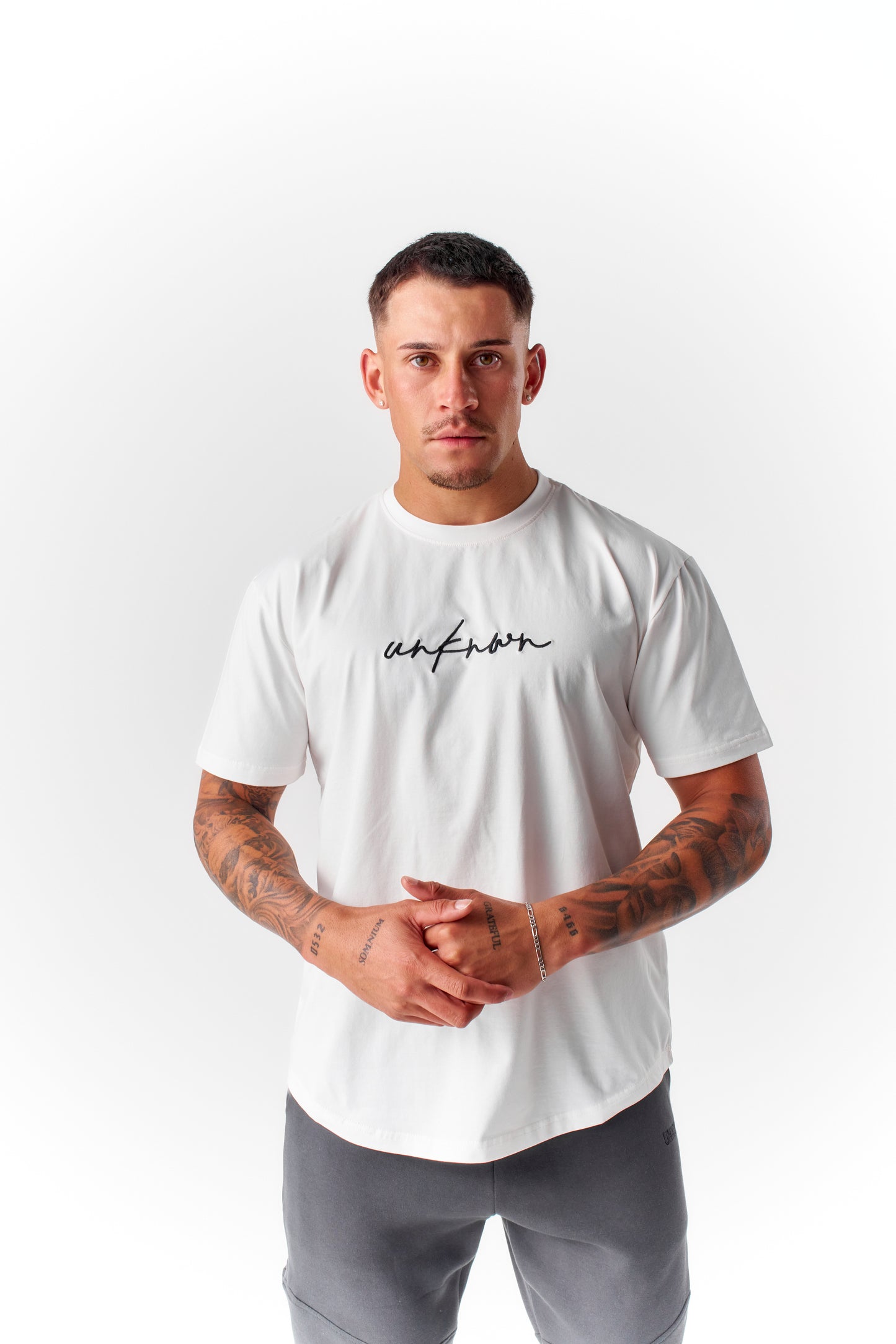 FITTED TEE - WHITE
