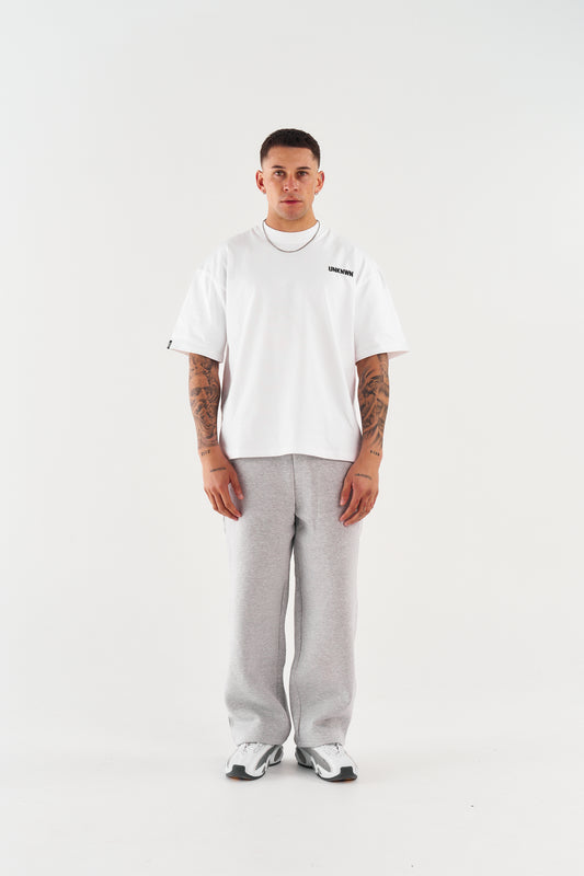 CLASSIC STRAIGHT LEG PANTS - GREY