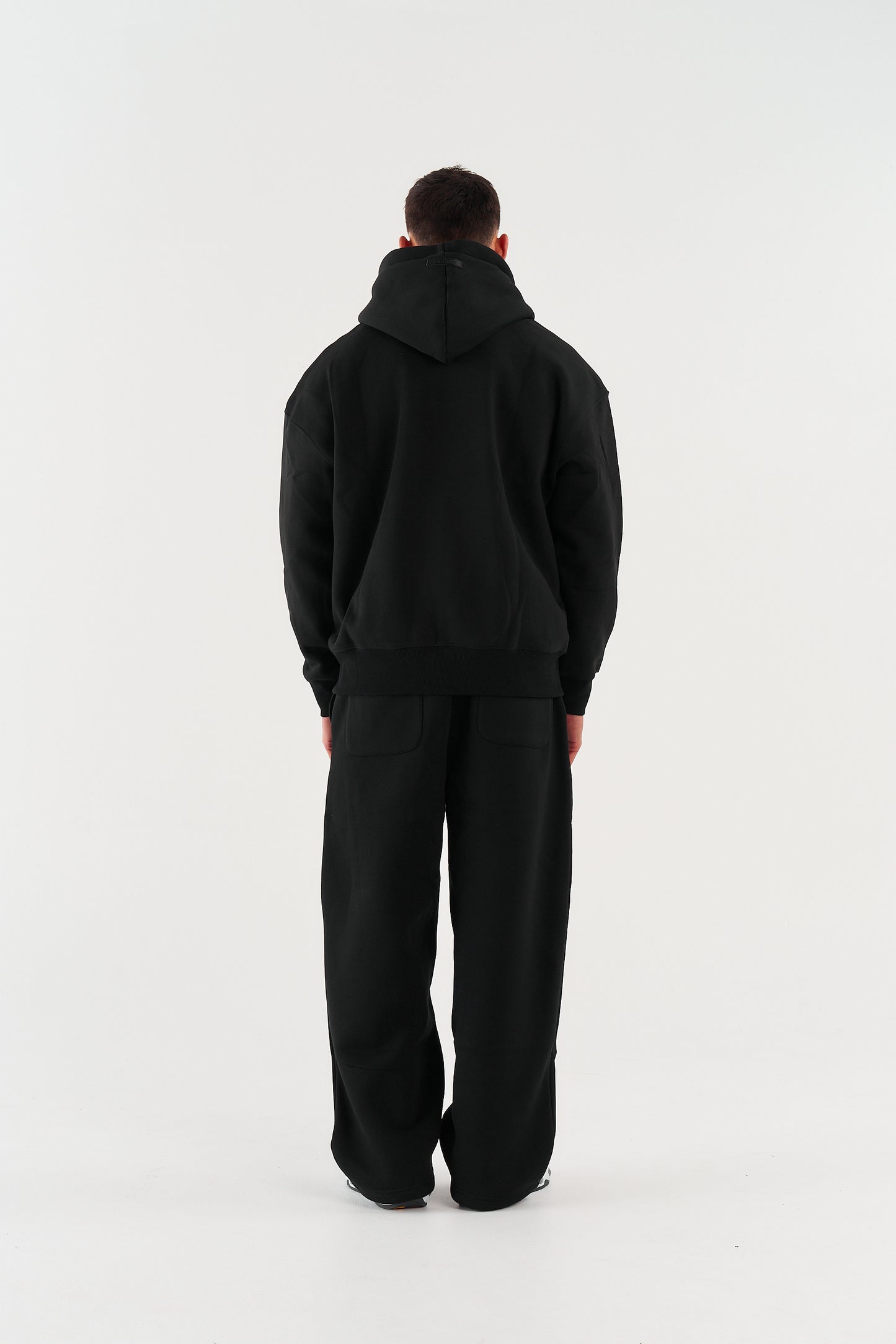 CLASSIC ZIP UP JACKETS - BLACK