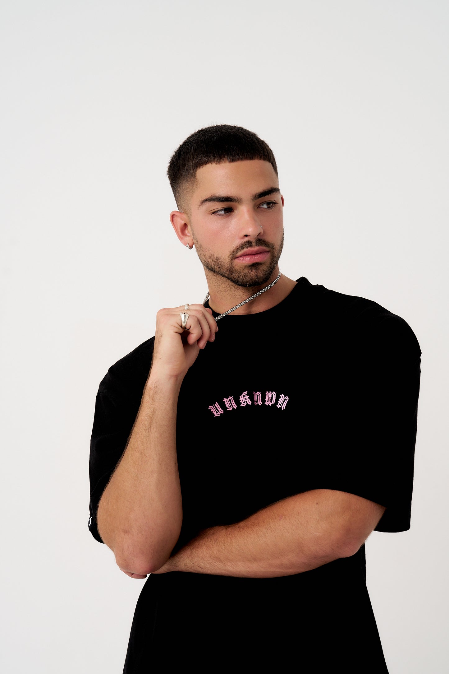 GOTHIC ARC TEE - BLACK