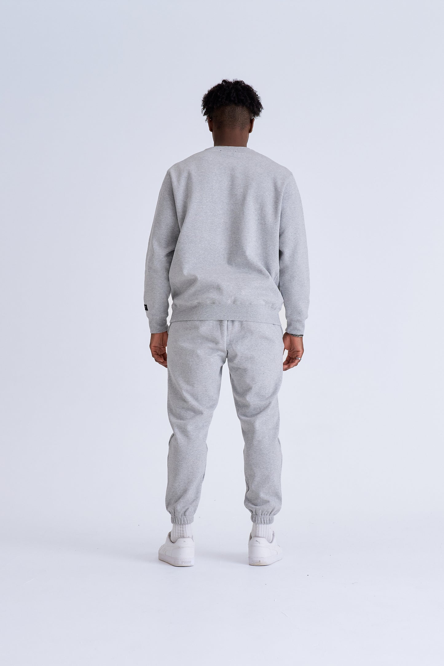 BOX LOGO CREWNECK - GREY